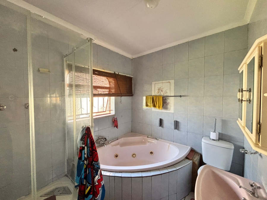 4 Bedroom Property for Sale in Parys Free State